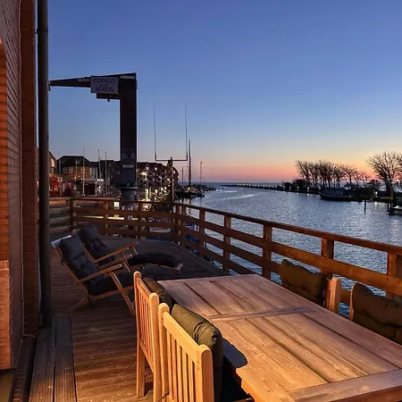 Piratenschiff - First-class Auszeit Mit Privaten Spa, Kamin, Meerblick & Gym * Fehmarn