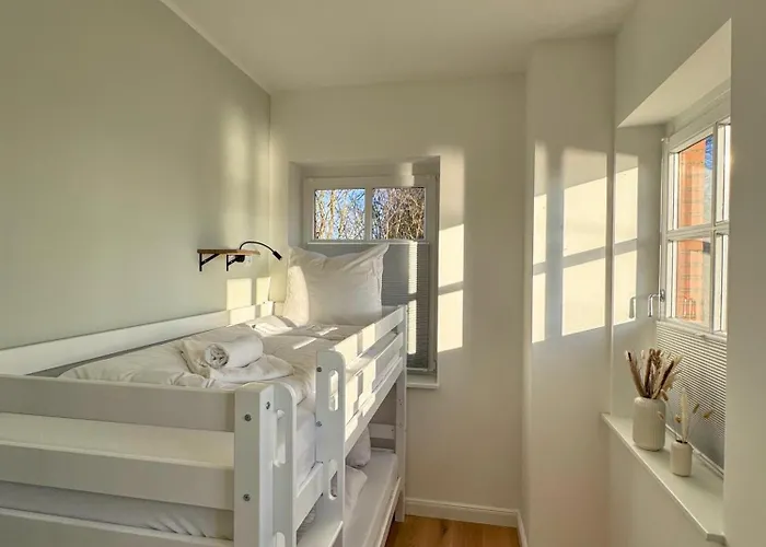Piratenschiff - First-class Auszeit Mit Privaten Spa, Kamin, Meerblick & Gym Lägenhet Fehmarn